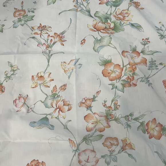 Pequot Vintage Floral King Sheet Set Flat Sheet, Fitted Sheet - Picture 6 of 6